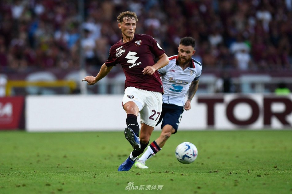 中场稳健控 中场稳健控